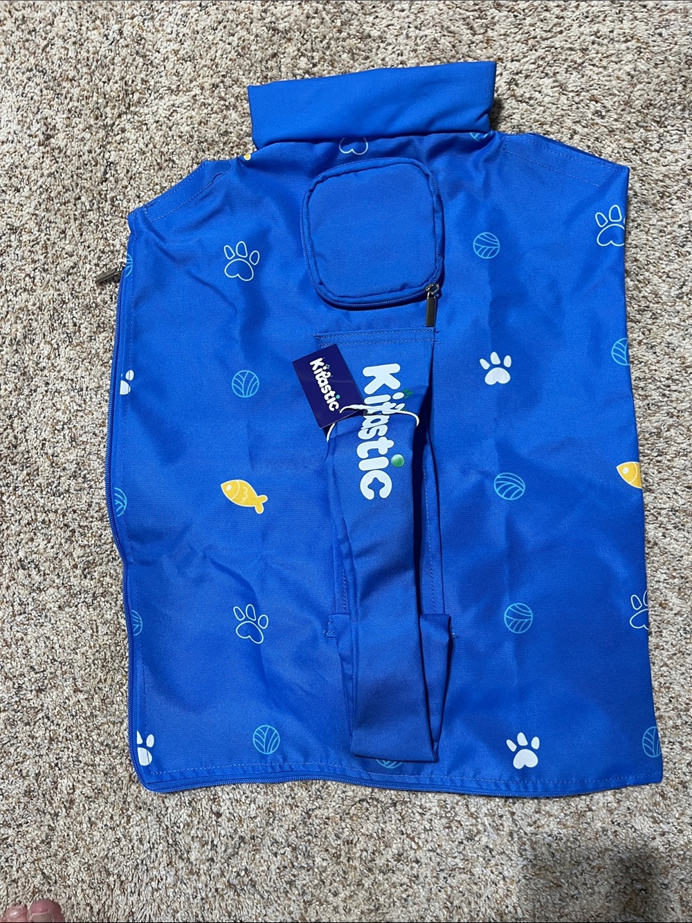 Blue Pet carrier with Paw & Toy Print. have 2. Brand new. Never used. $30 each